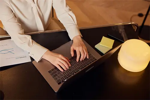 咨询法律问题下什么