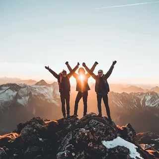 逼停火车触犯什么法律