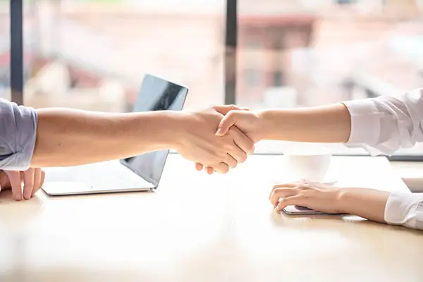 企业法律顾问学什么法